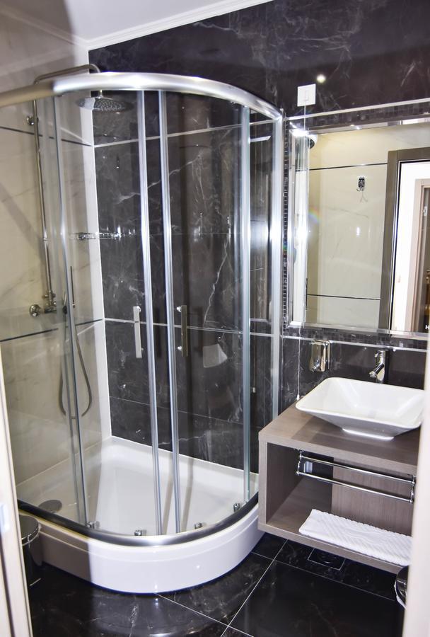 Hotel Kljuc エクステリア 写真