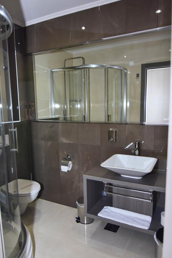 Hotel Kljuc エクステリア 写真